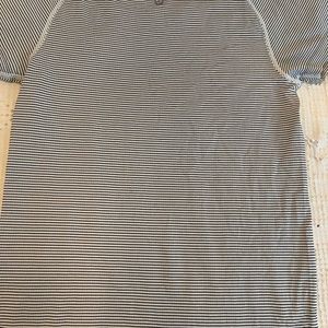 Lululemon striped short sleeve swiftly tech size 4 2.0 length.